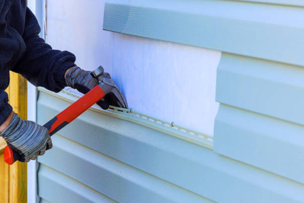 Reliable Storm Damage Siding Repair contractor in Huntingdon, TN by Creative Siding